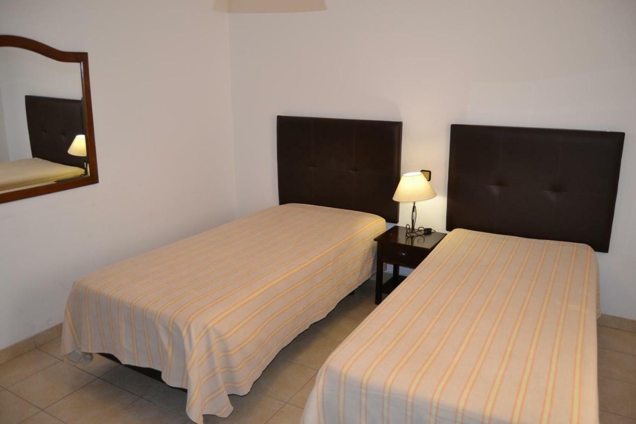 Apartamentos Cabrita 奥霍斯德古阿 外观 照片
