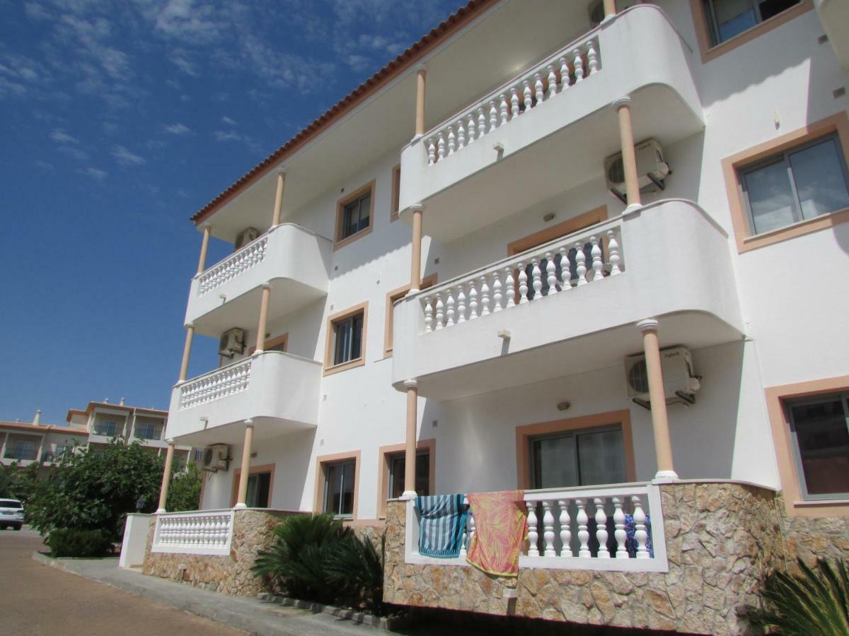 Apartamentos Cabrita 奥霍斯德古阿 外观 照片