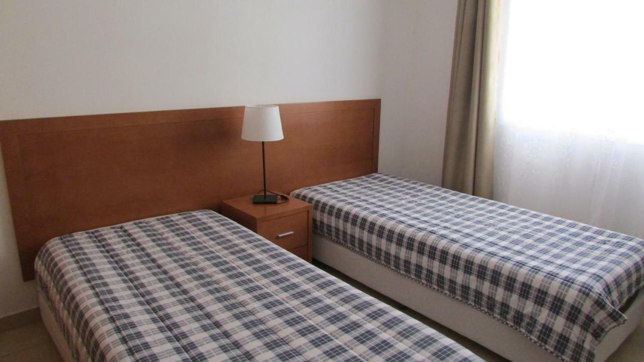 Apartamentos Cabrita 奥霍斯德古阿 外观 照片